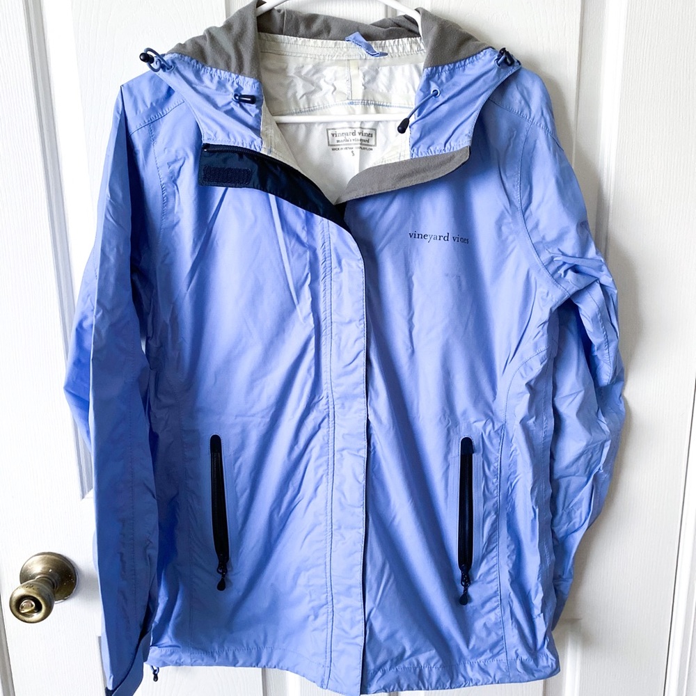 Vineyard Vines Lightweight Rain Jacket